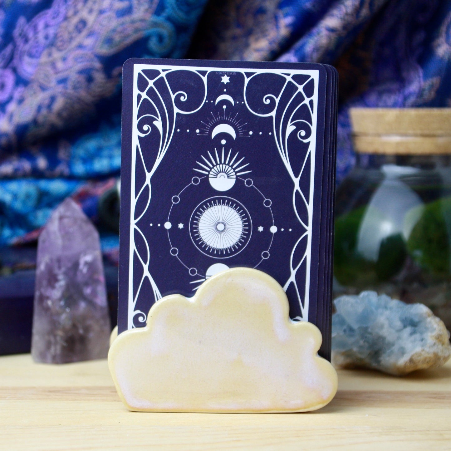 Cloud tarot deck holder