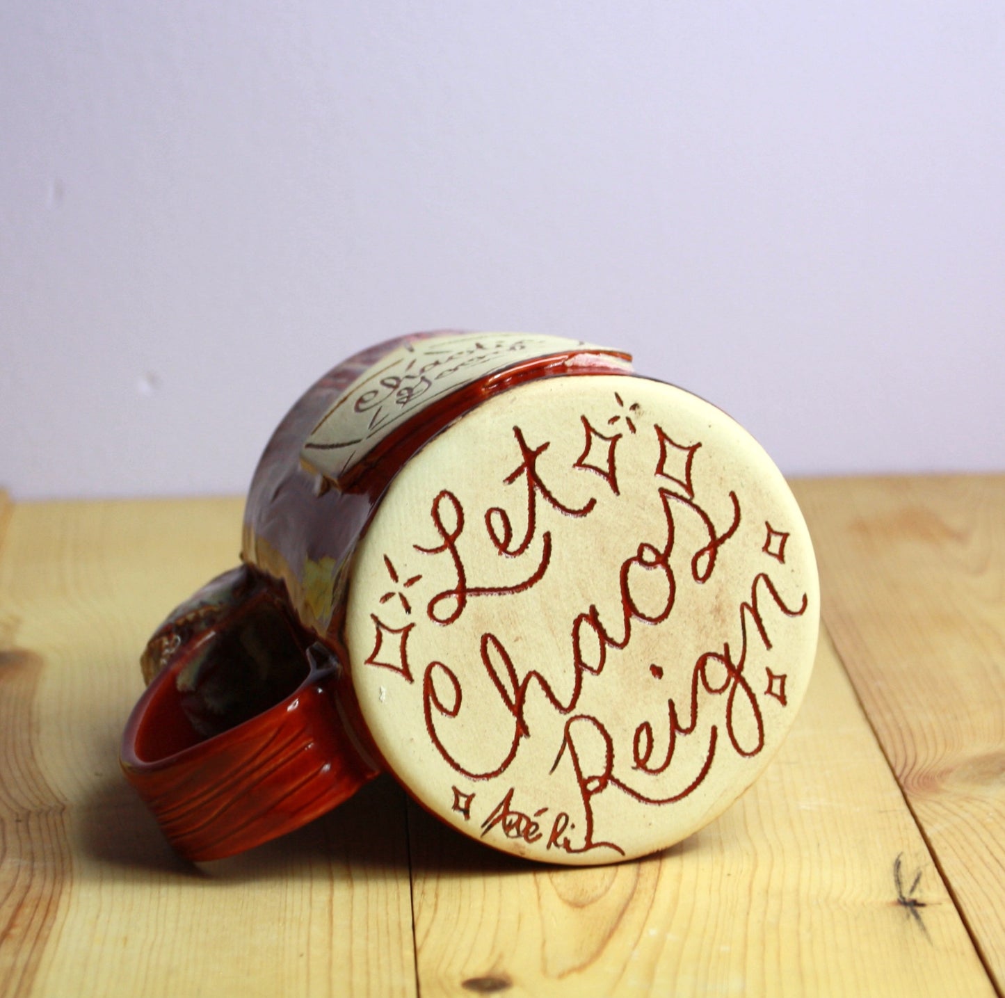 Red Chaotic Good Dice Fidget Mug