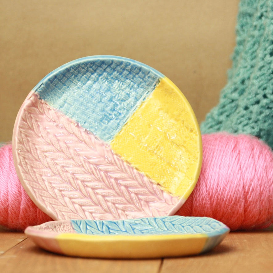 Pastel Patchwork Knit dish