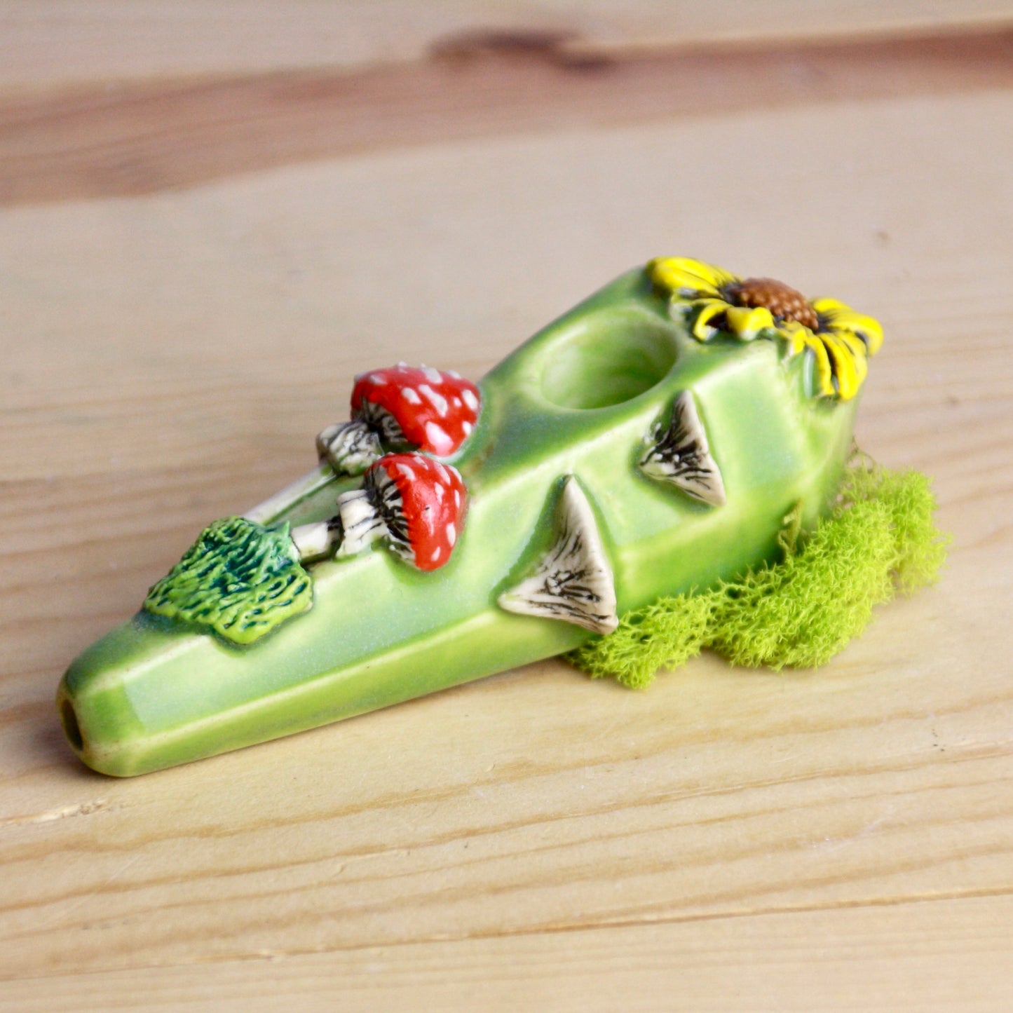 Mossy green and Mushrooms Crystal Pipe