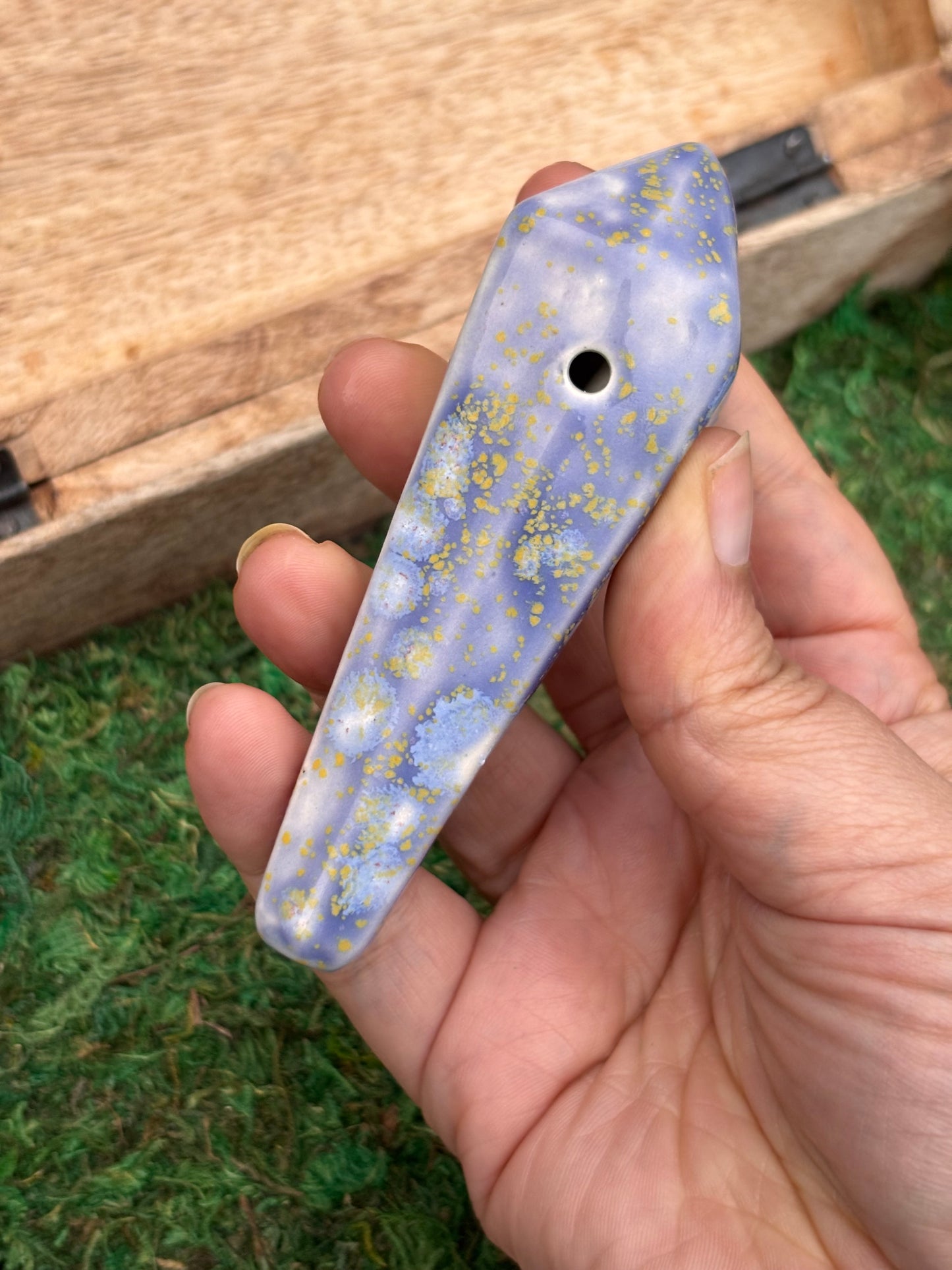 Periwinkle Blossom Crystal Pipe