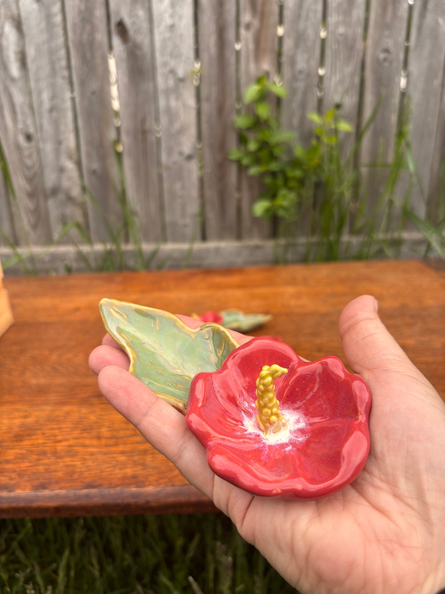 Hibiscus Ring Dish