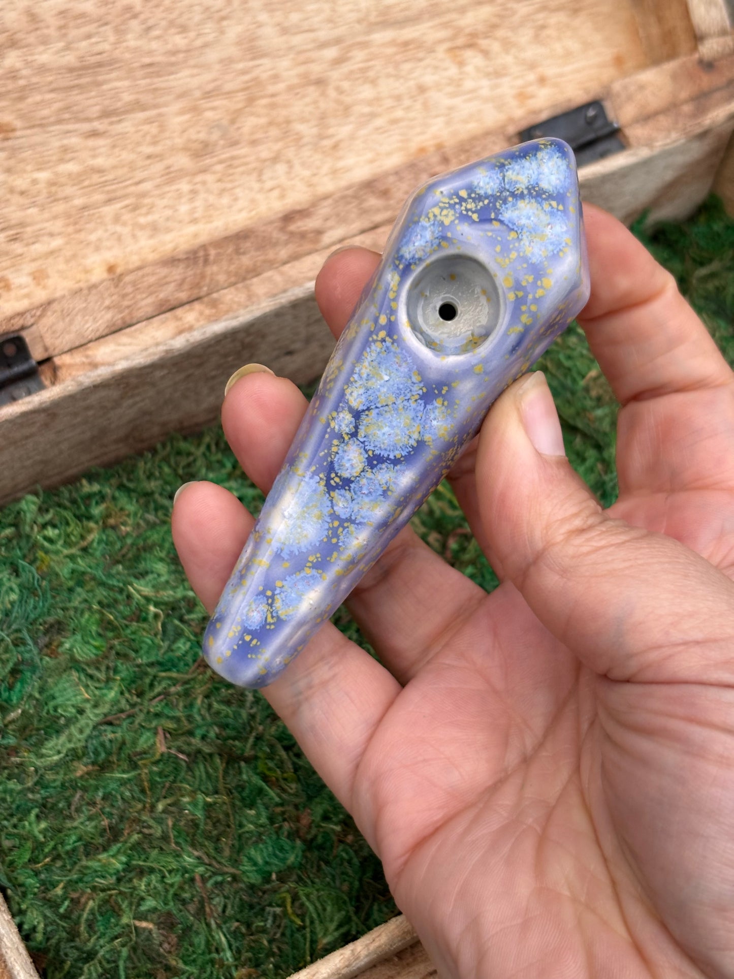 Periwinkle Blossom Crystal Pipe