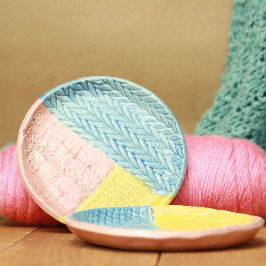 Pastel Patchwork Knit dish