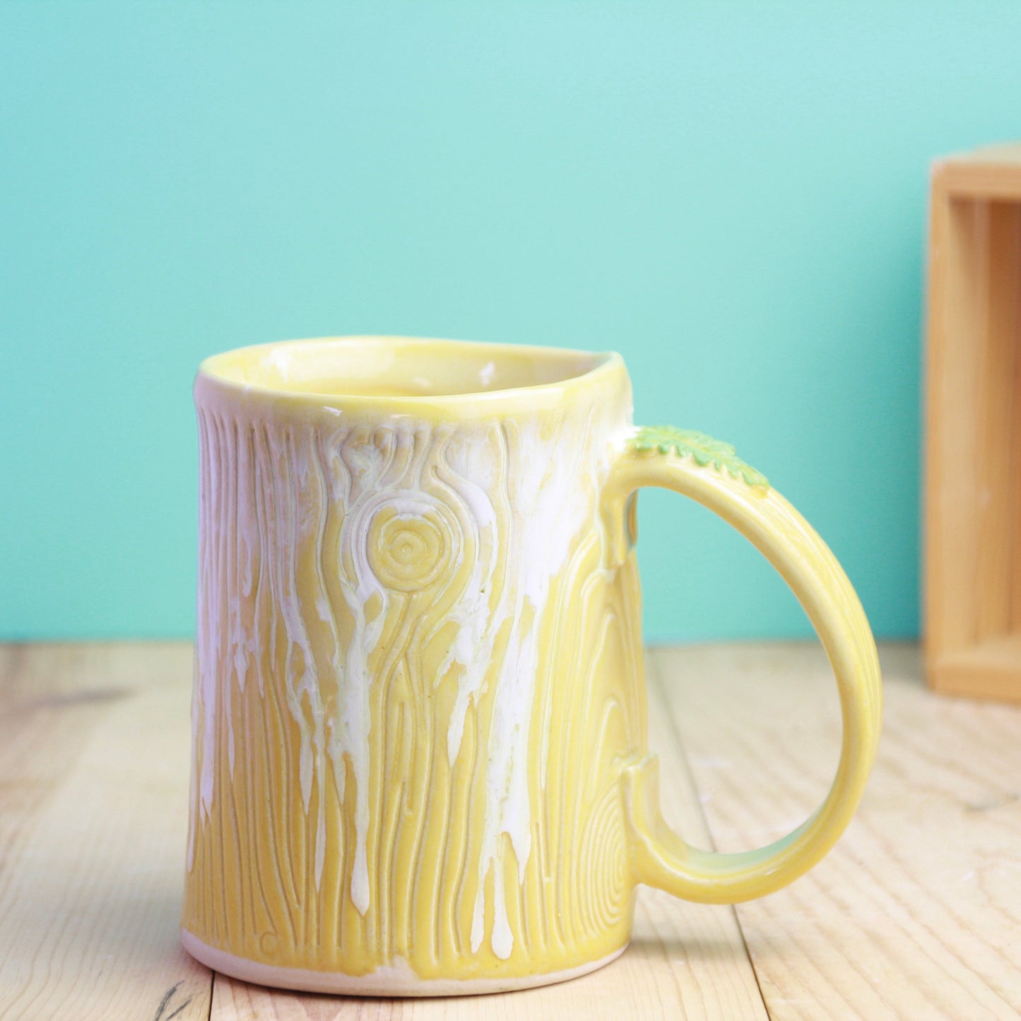 Lore Keeper Dice Mug