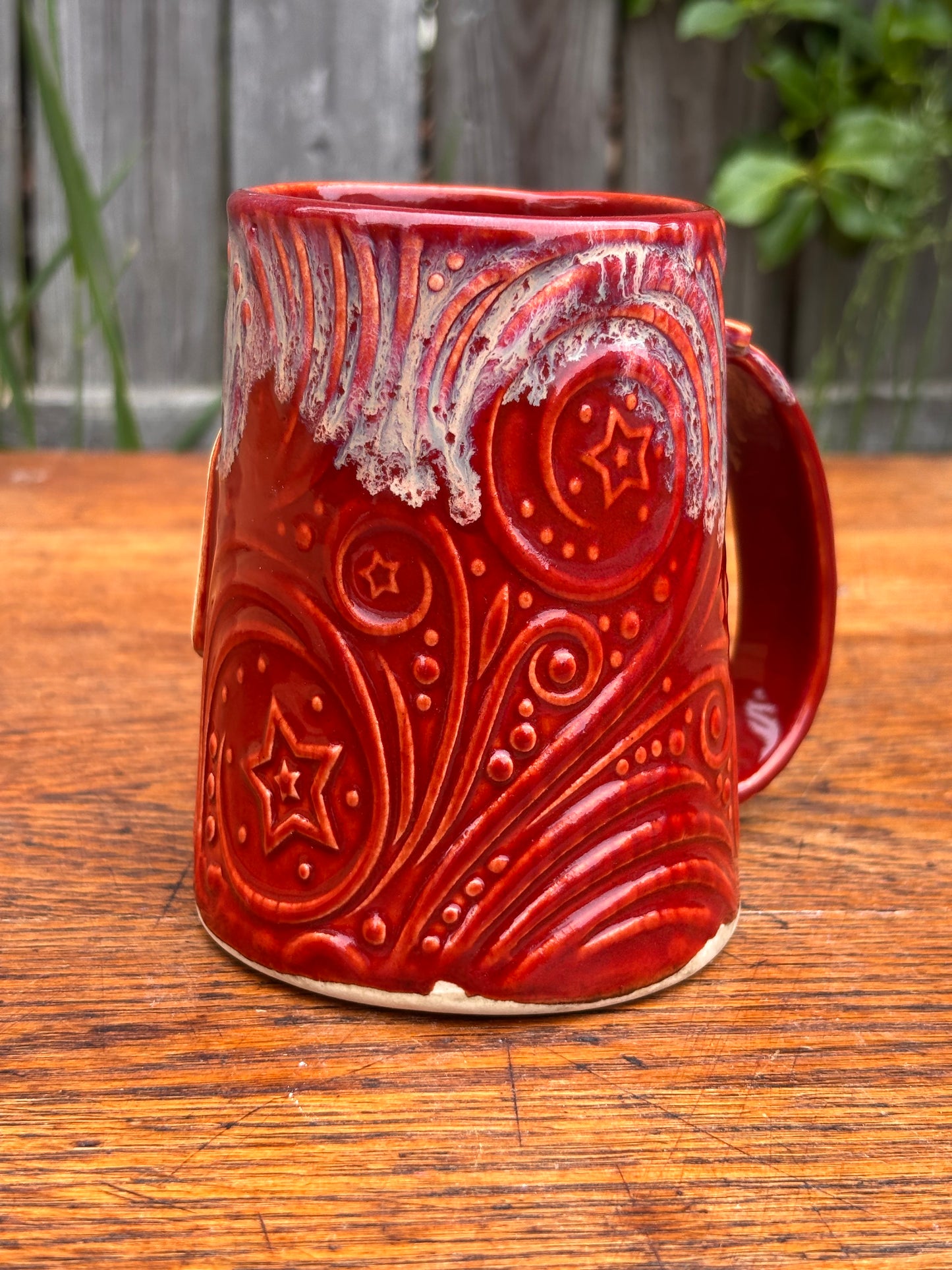 Red + white Dice Mug