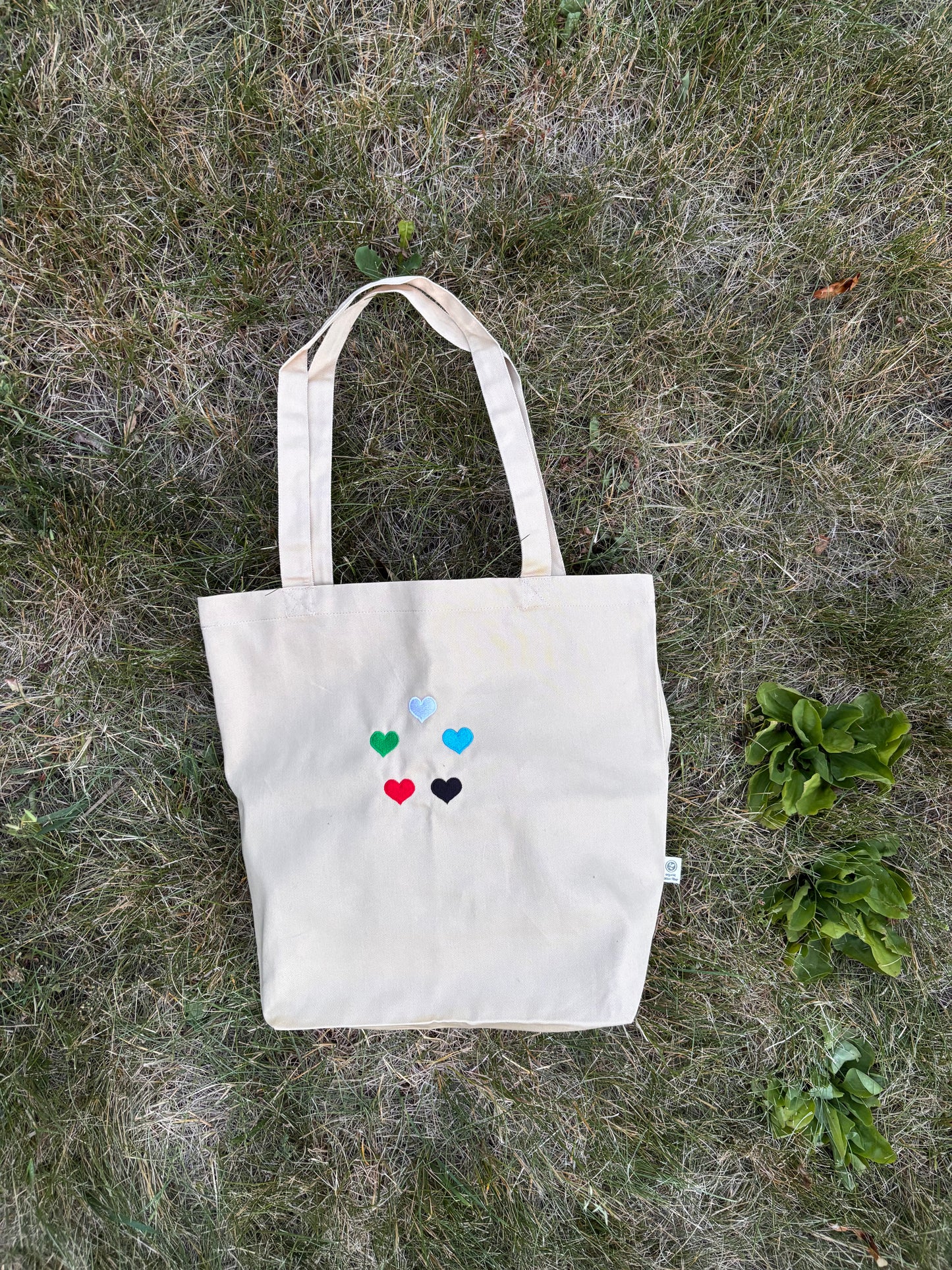 Mana Hearts Large Tote Bag