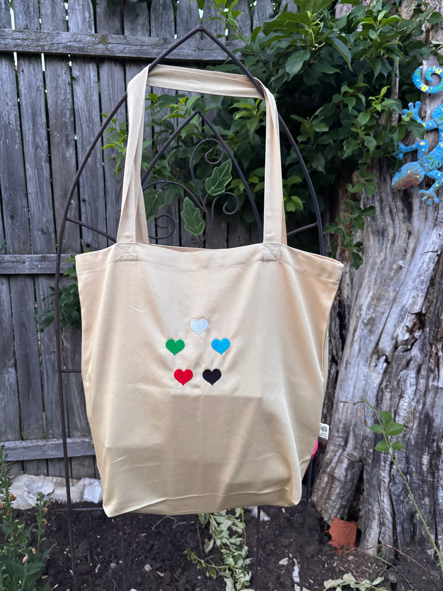 Mana Hearts Large Tote Bag