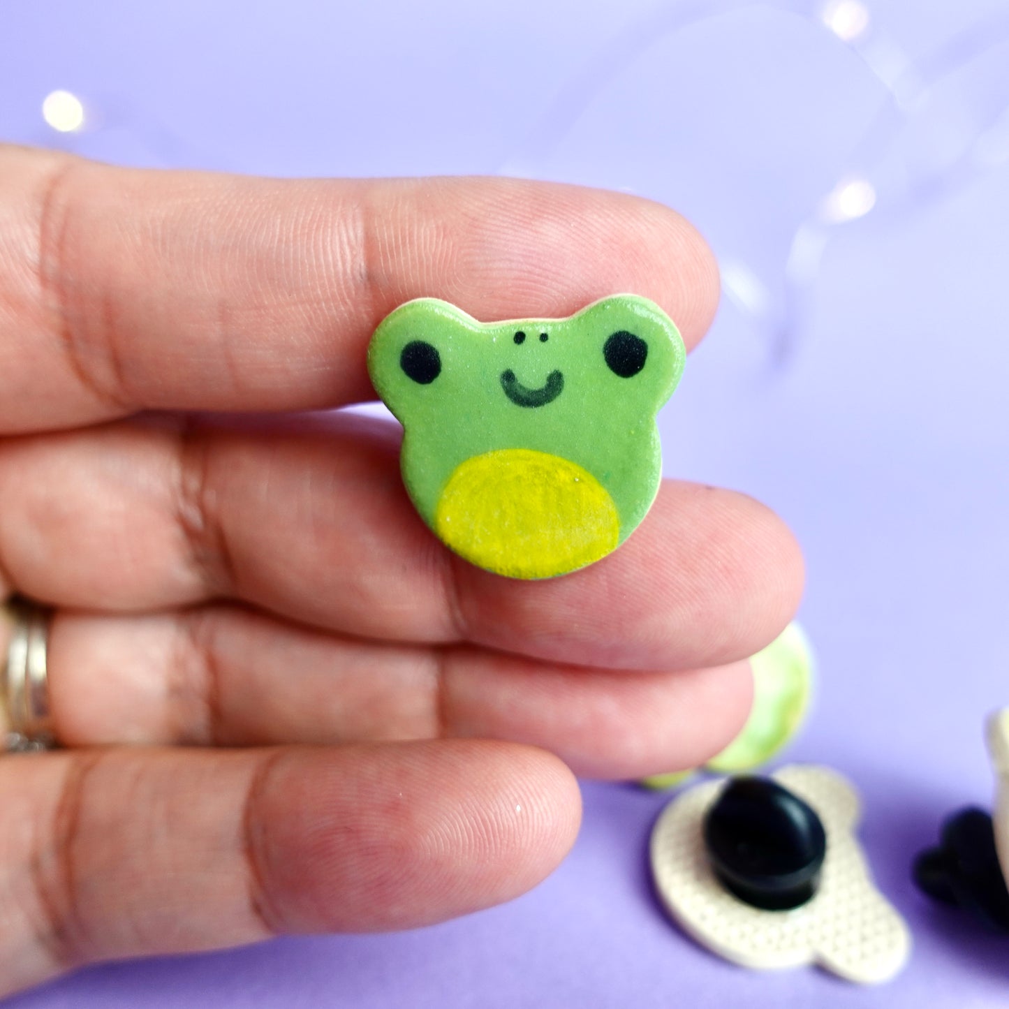 Froggie Pin